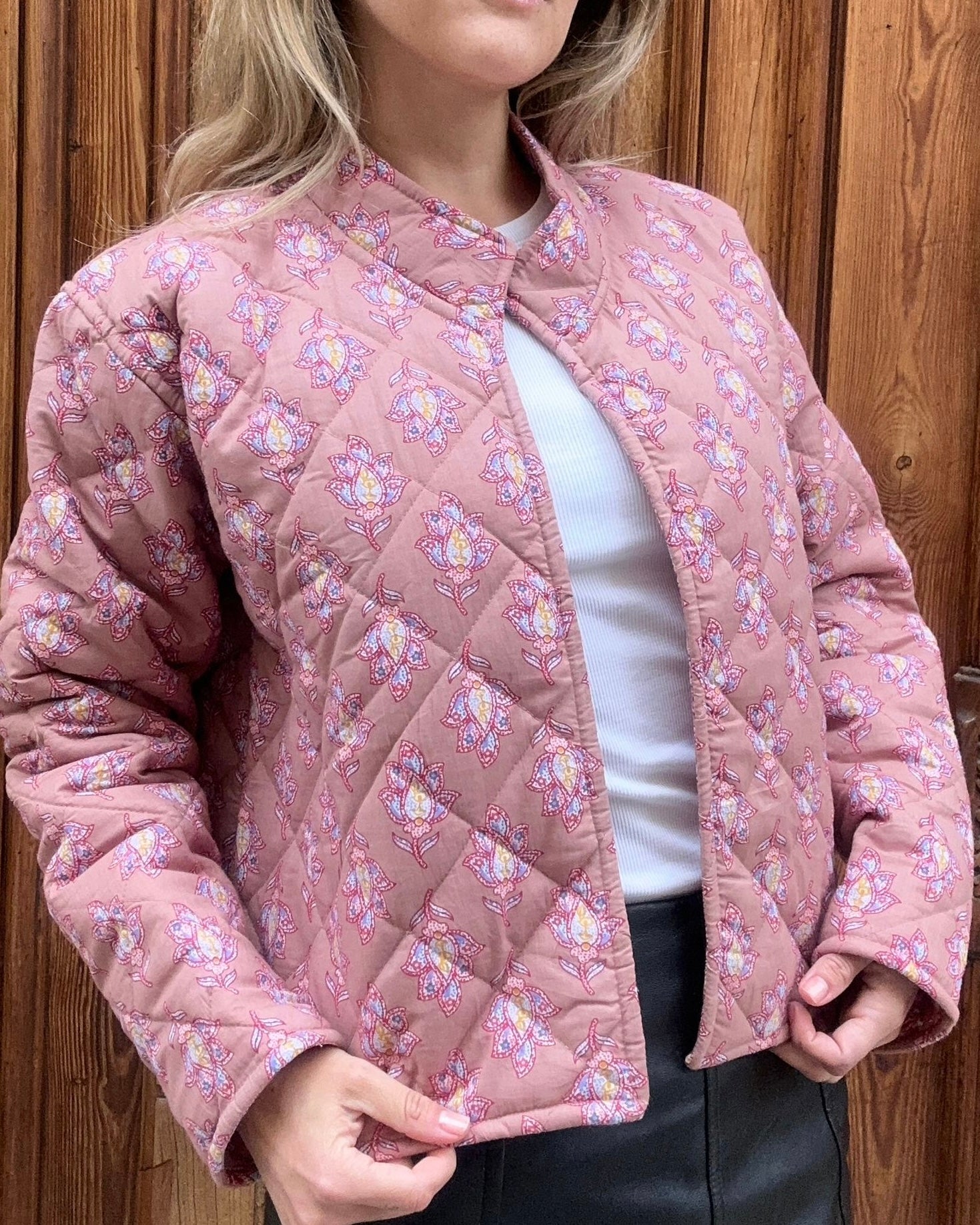 Chaqueta reversible estampada Zoya Rosa