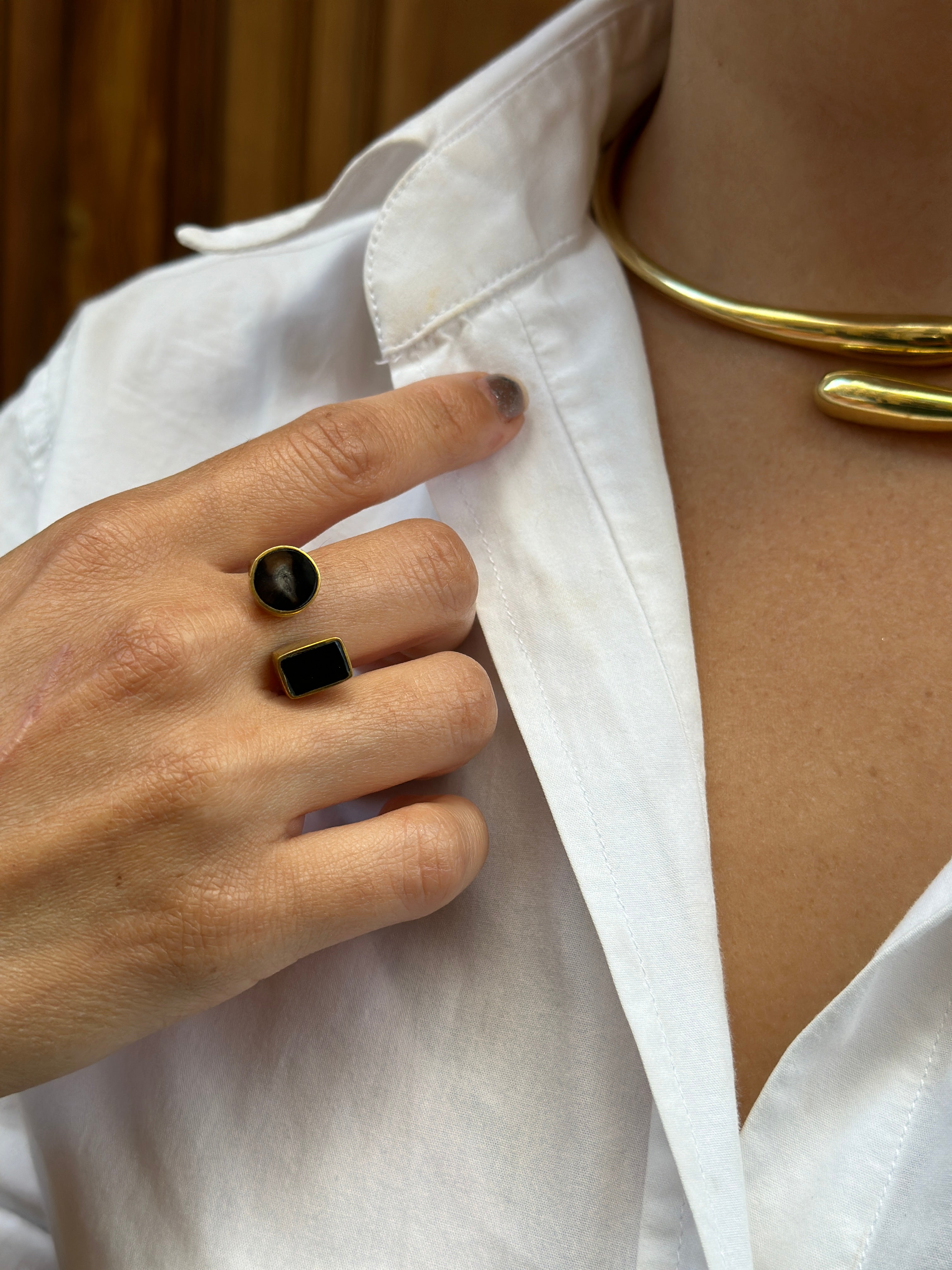 Anillo Tosha