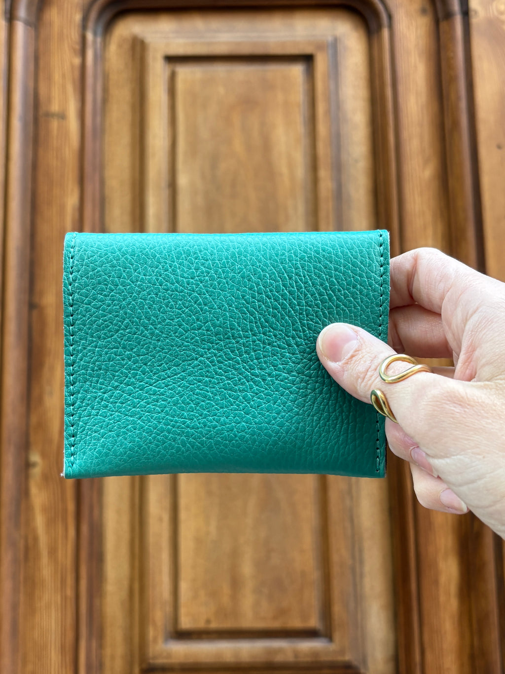 Monedero Piel con Tachuelas