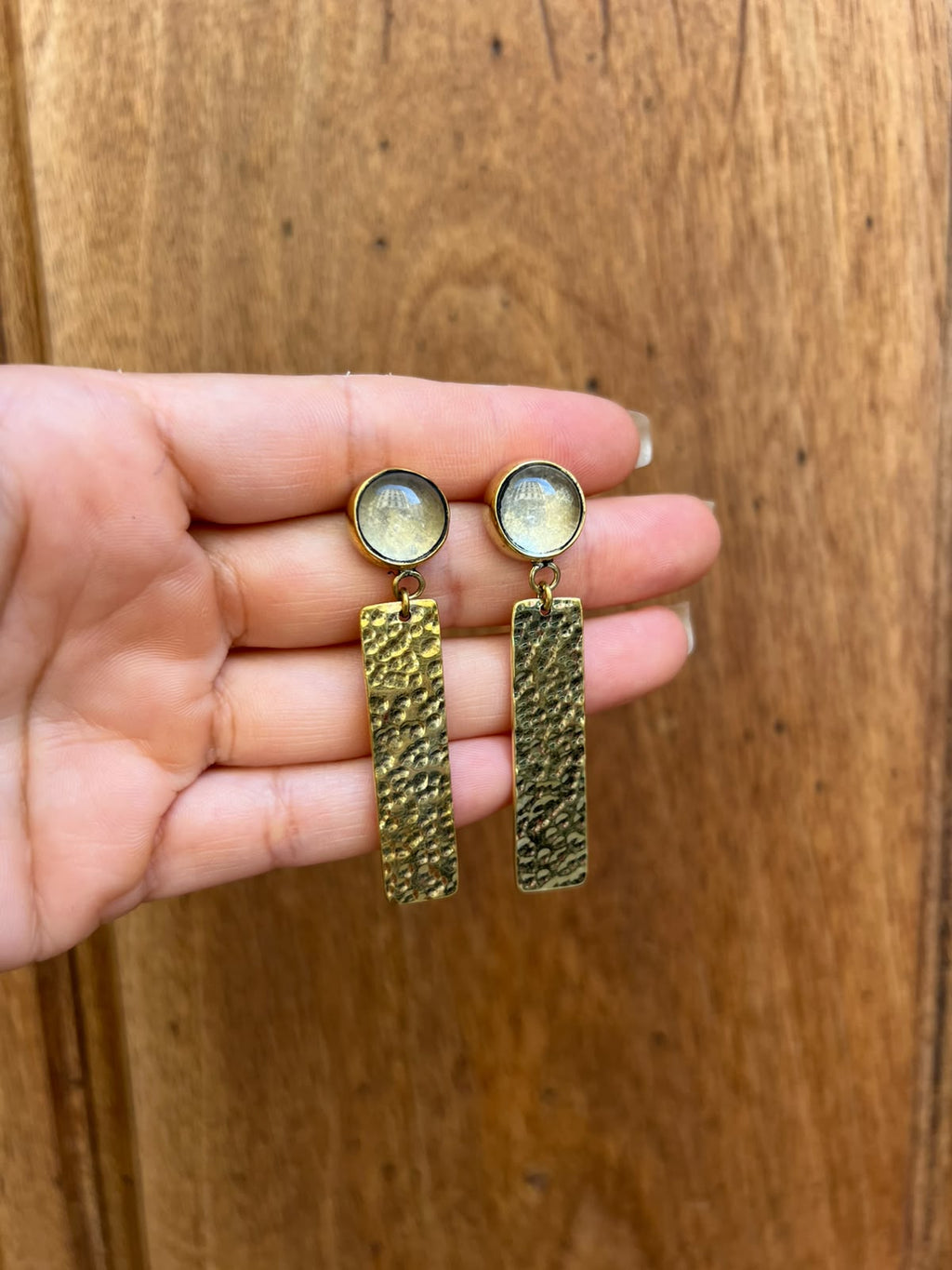 Pendientes Omari