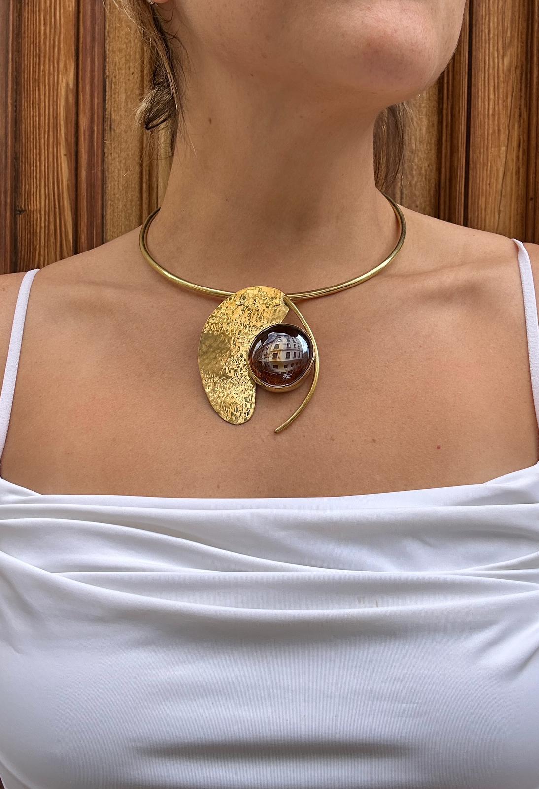 Zabibu choker